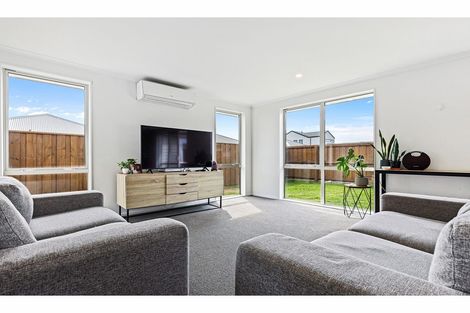 Photo of property in 5 George West Square West, Wigram, Christchurch, 8025
