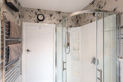 Photo of property in 65 Acacia Avenue, Upper Riccarton, Christchurch, 8041