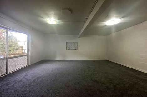 Photo of property in 9k View Road, Glenfield, Auckland, 0627