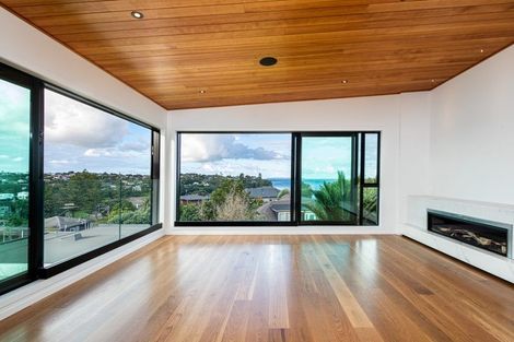 Photo of property in 2a Sharon Road, Waiake, Auckland, 0630