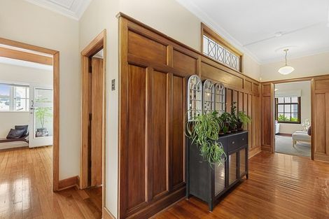 Photo of property in 100 Brougham Street, Mount Victoria, Wellington, 6011