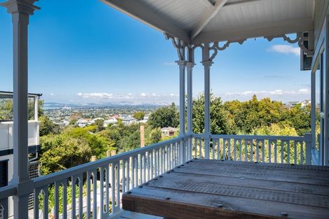 Photo of property in 7 Sealy Road, Bluff Hill, Napier, 4110