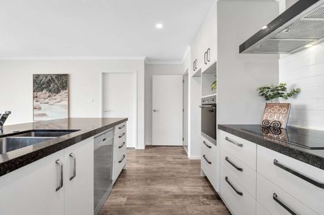 Photo of property in 46 Union Drive, Papamoa, 3118