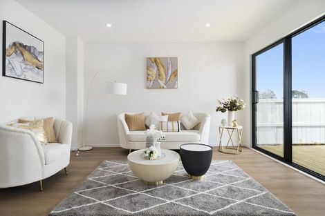 Photo of property in 20 Kaititiko Road, Rosehill, 2113