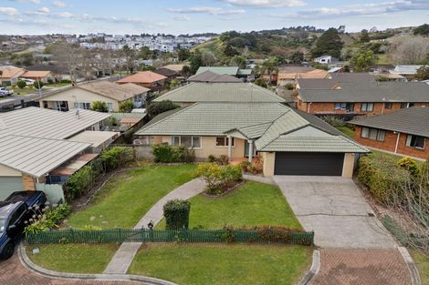 Photo of property in 57 Carisbrook Crescent, Papakura, 2110