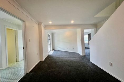 Photo of property in 24 Vipond Road, Stanmore Bay, Whangaparaoa, 0932