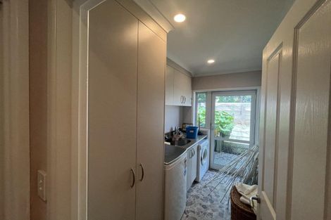 Photo of property in 2 Manukaka Heights, Hurdon, New Plymouth, 4310