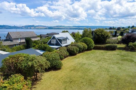 Photo of property in 16 Harvey Street, Waipahihi, Taupo, 3330
