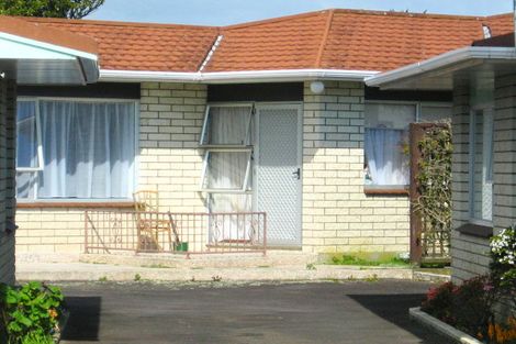 Photo of property in 2/67 Wallace Place, Westown, New Plymouth, 4310