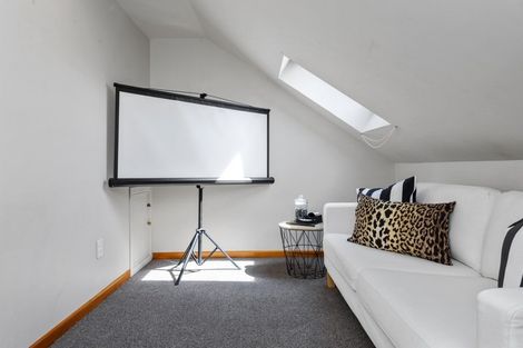 Photo of property in 12 Lucknow Place, Cashmere, Christchurch, 8022