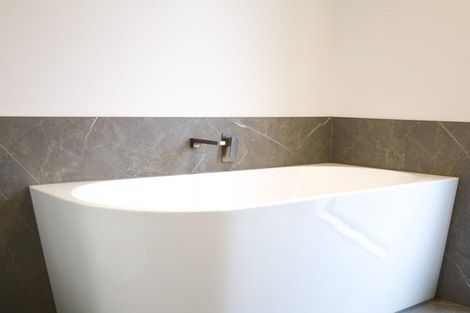 Photo of property in 9 Samuel Place, Terrace End, Palmerston North, 4410