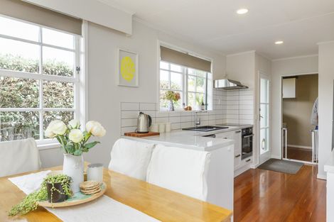 Photo of property in 53 Waterloo Crescent, Hokowhitu, Palmerston North, 4410