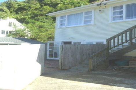 Photo of property in 25 Melrose Road, Island Bay, Wellington, 6023