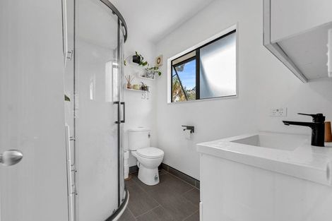 Photo of property in 120b Triangle Road, Massey, Auckland, 0614
