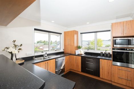 Photo of property in 10 Leyton Place, Nawton, Hamilton, 3200