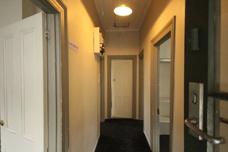 Photo of property in 118 Glen Road, The Glen, Dunedin, 9011