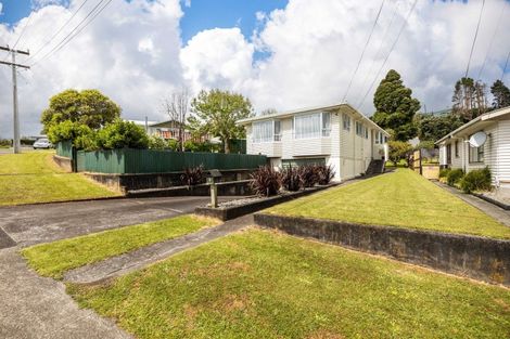 Photo of property in 5 Oranga Street, Marfell, New Plymouth, 4310