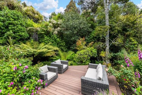 Photo of property in 68 Woodfern Crescent, Titirangi, Auckland, 0604