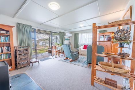 Photo of property in 8 Moorhouse Street, Waimate, 7924