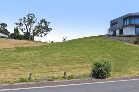 Photo of property in 80-82 Lax Crescent, Leigh, 0985