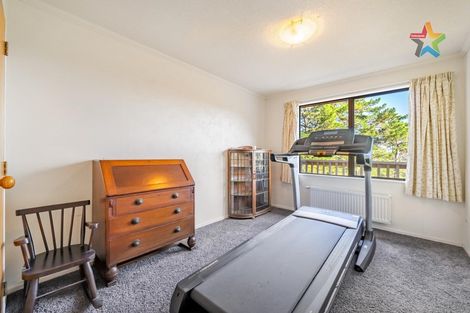 Photo of property in 34 Dalton Grove, Stokes Valley, Lower Hutt, 5019