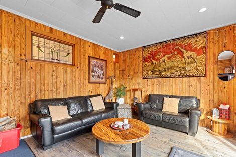 Photo of property in 18 Princess Street, Dannevirke, 4930