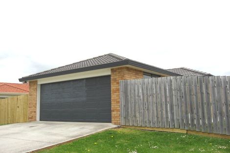 Photo of property in 27 Scotts Field Drive, Takanini, 2112