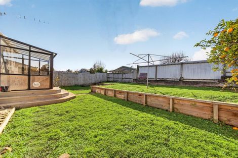 Photo of property in 18 Thode Place, Nawton, Hamilton, 3200