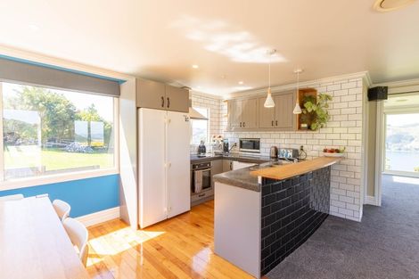 Photo of property in 64 Ellesmere Street, Ravensbourne, Dunedin, 9022