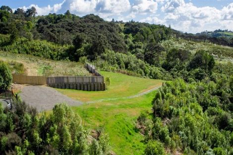 Photo of property in 114 Griggs Road, East Tamaki Heights, Auckland, 2571
