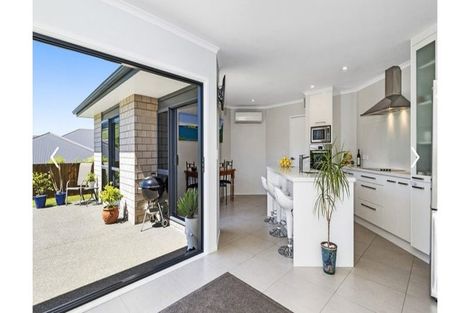 Photo of property in 1 Lochside Lane, Pokeno, 2402