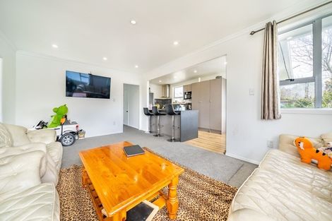 Photo of property in 12 Mexted Crescent, Ranui, Porirua, 5024