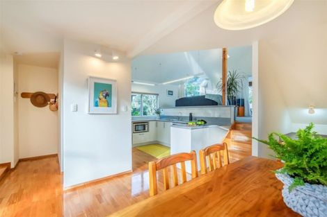 Photo of property in 20 Rugby Road, Birkenhead, Auckland, 0626