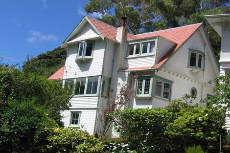 Photo of property in 27 Ngaio Road, Kelburn, Wellington, 6012