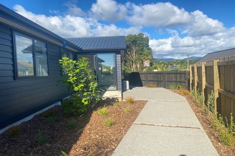 Photo of property in 19 Kaiwaru Place, Waikanae, 5036