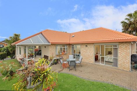 Photo of property in 5 Somerton Rise, Henderson, Auckland, 0612