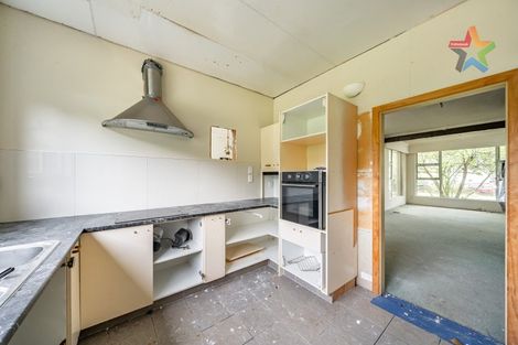 Photo of property in 14 Peck Street, Taita, Lower Hutt, 5011