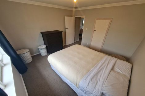 Photo of property in Totara Flats, 2/1007 Fergusson Drive, Clouston Park, Upper Hutt, 5018