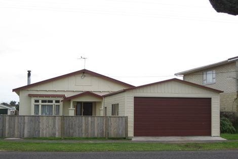 Photo of property in 103 Centennial Avenue, Waitara, 4320
