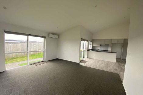 Photo of property in 3 Mutetai Road, Clarks Beach, 2122