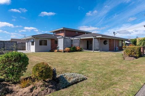 Photo of property in 1 Luxor Place, Pomare, Rotorua, 3015