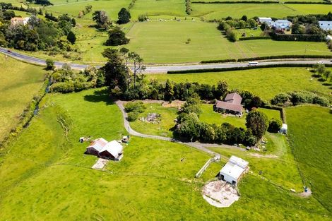 Photo of property in 174 South Road, Hawera, 4610