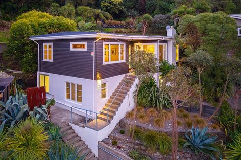 Photo of property in 114 Duncan Terrace, Kilbirnie, Wellington, 6022