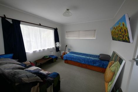 Photo of property in 9 Pinedale Place, Henderson, Auckland, 0610
