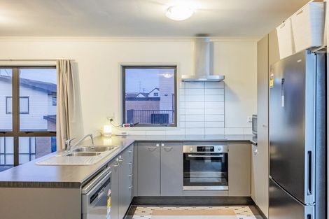 Photo of property in St Claire Village, 28/172 Mcleod Road, Te Atatu South, Auckland, 0610