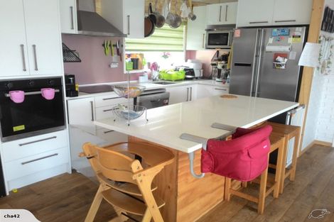 Photo of property in 42 Cedar Heights Avenue, Massey, Auckland, 0614