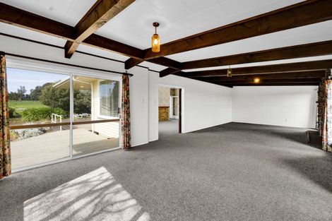 Photo of property in 546 Ararata Road, Hawera, 4674