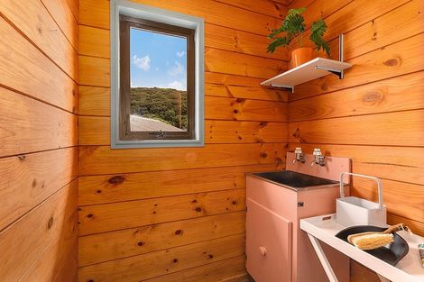 Photo of property in 47 Albatross Close, Whitby, Porirua, 5024