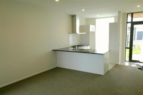Photo of property in 71 Battalion Drive, Papakura, 2110