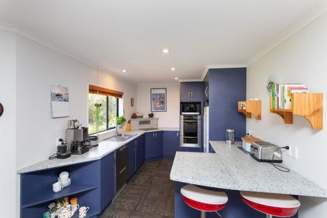 Photo of property in 57 Waicola Drive, Fitzherbert, Palmerston North, 4471